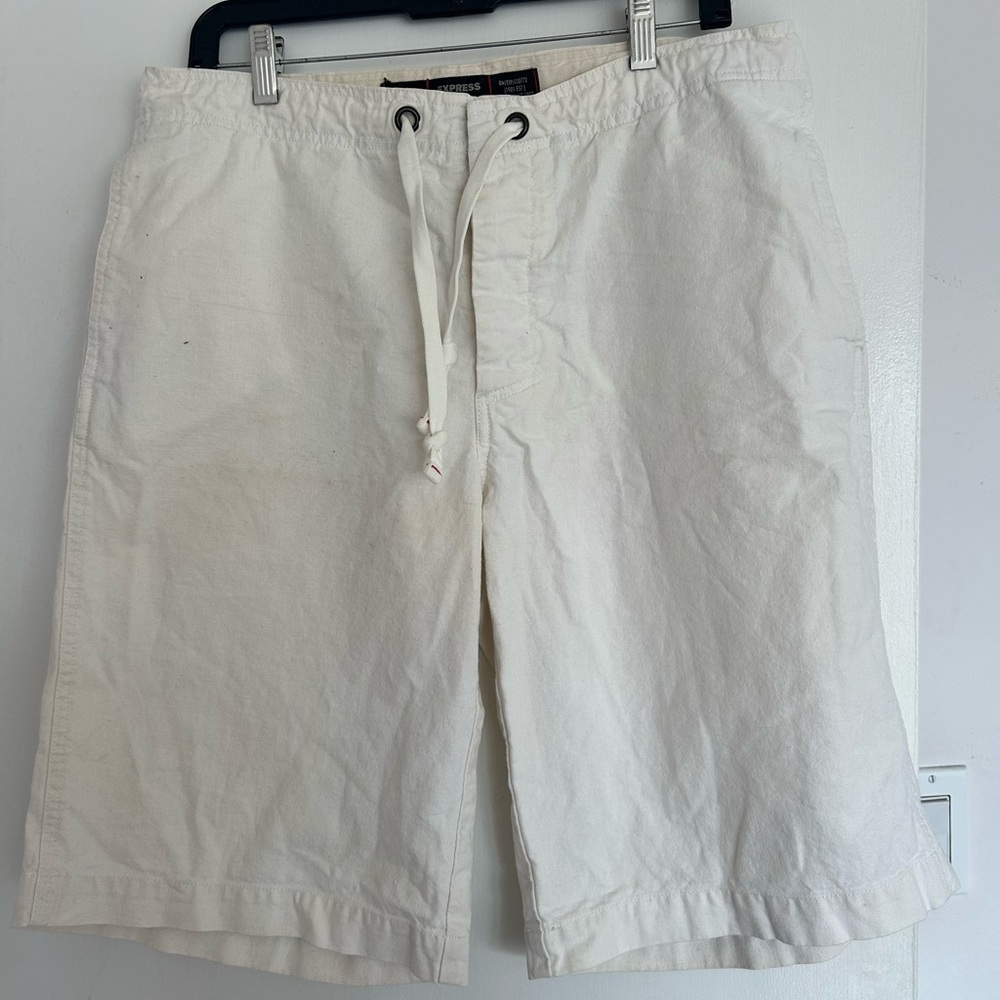 White Casual Drawstring Shorts